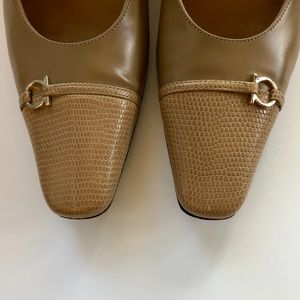 ✖️SOLD Salvatore Ferragamo Heels Tan Leather 6 Italy